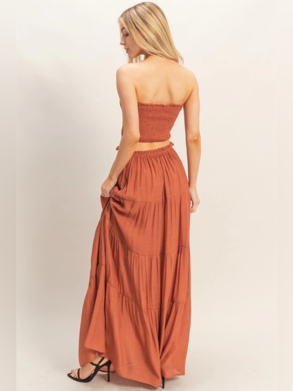 NEW HYFVE Rust Smocked Tube Top & Tiered Maxi Skirt Set Size Large - Picture 2 of 7